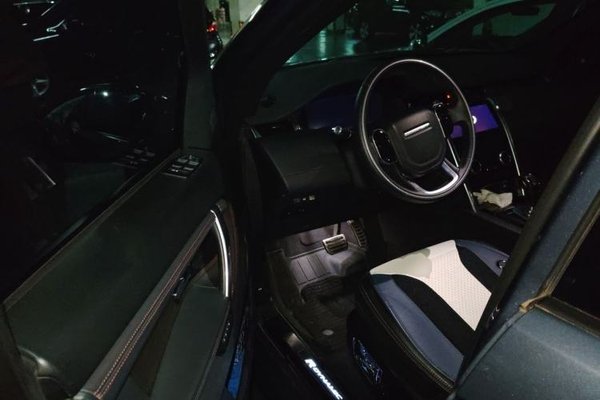 Land Rover Discovery Sport 2020, 42100 км, за 20396 USD - фото 16
