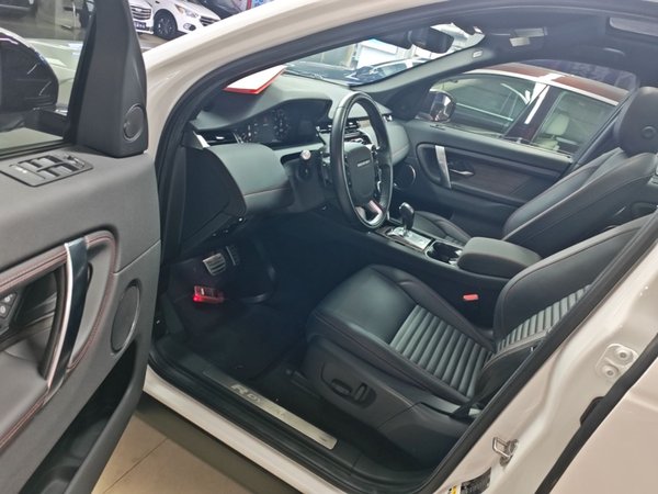 Land Rover Discovery Sport 2020, 63200 км, за 17828 USD - фото 19