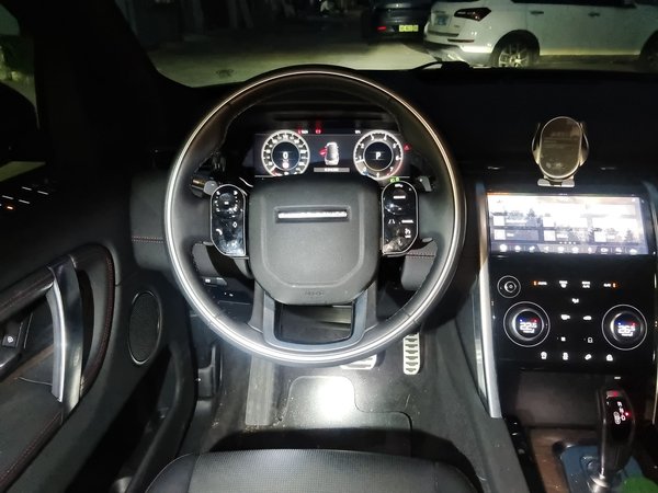 Land Rover Discovery Sport 2021, 39600 км, за 21217 USD - фото 9
