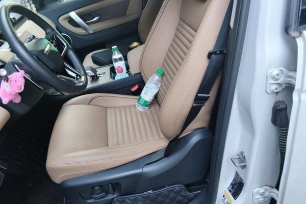 Land Rover Discovery Sport 2024, 24300 км, за 23572 USD - фото 15