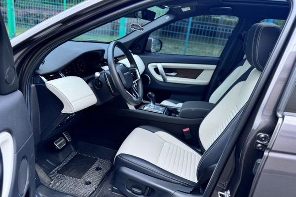 Land Rover Discovery Sport New Energy 2021, 61800 км, за 19279 USD - фото 21