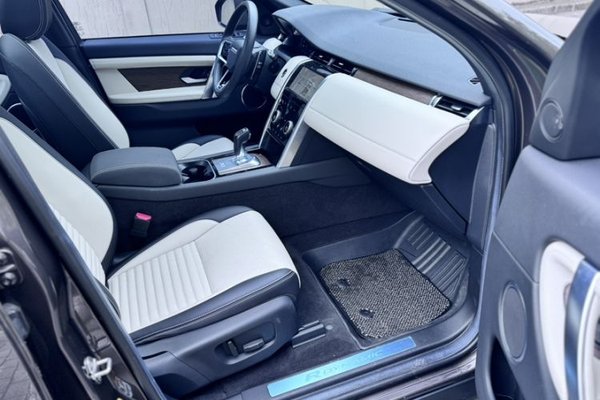 Land Rover Discovery Sport New Energy 2021, 61800 км, за 19279 USD - фото 16