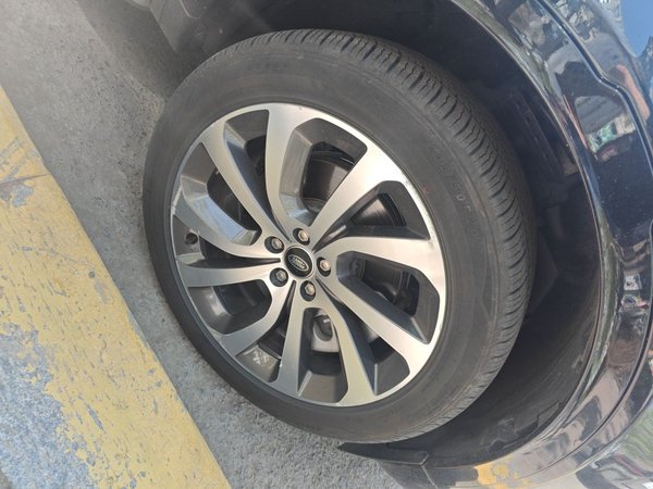 Land Rover Discovery Sport New Energy 2022, 73400 км, за 19054 USD - фото 8