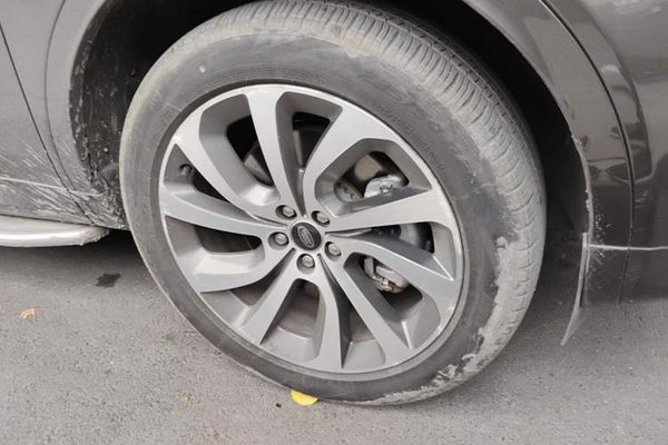 Land Rover Discovery Sport New Energy 2022, 22300 км, за 20109 USD