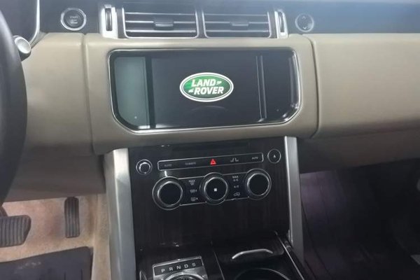 Land Rover Range Rover 2015, 73100 км, за 59355 USD - фото 13