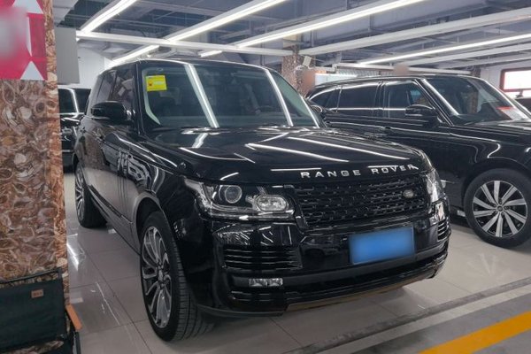 Land Rover Range Rover 2015, 73100 км, за 59355 USD