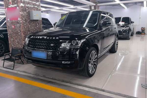 Land Rover Range Rover · 2015 год