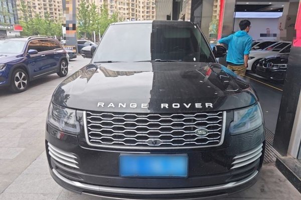 Land Rover Range Rover 2017, 144200 км, за 74447 USD