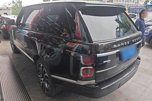 Land Rover Range Rover 2017, 144200 км, за 74447 USD