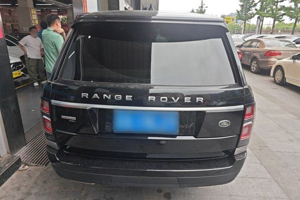 Land Rover Range Rover 2017, 144200 км, за 74447 USD