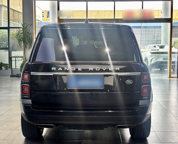Land Rover Range Rover 2021, 106200 км, за 119478 USD