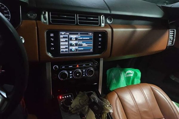 Land Rover Range Rover 2015, 111400 км, за 61822 USD - фото 14