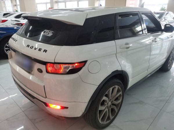 Land Rover Range Rover Evoque 2014, 177600 км, за 9669 USD