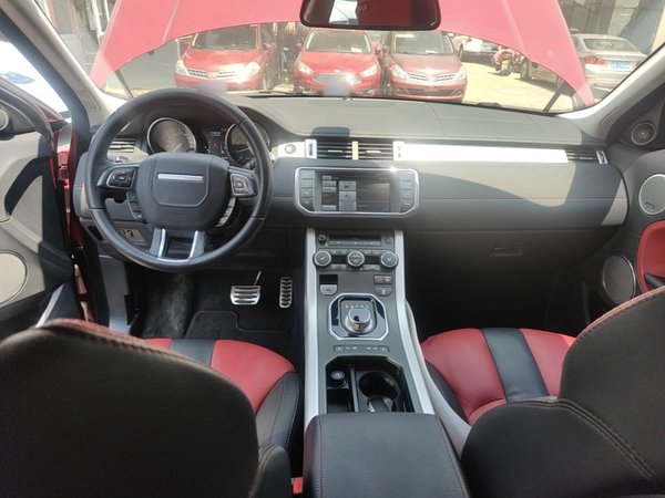 Land Rover Range Rover Evoque 2015, 133700 км, за 9488 USD - фото 13