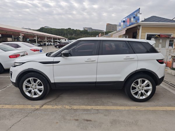 Land Rover Range Rover Evoque 2016, 163100 км, за 11948 USD