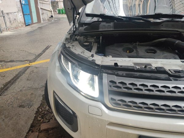 Land Rover Range Rover Evoque 2016, 97400 км, за 10321 USD - фото 7