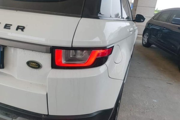 Land Rover Range Rover Evoque 2017, 73400 км, за 9919 USD - фото 14