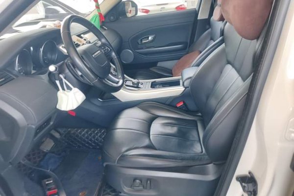 Land Rover Range Rover Evoque 2017, 73400 км, за 9919 USD - фото 23