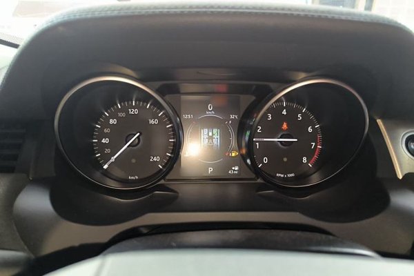 Land Rover Range Rover Evoque 2017, 75300 км, за 12162 USD - фото 10