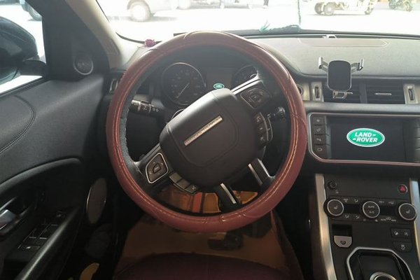 Land Rover Range Rover Evoque 2017, 75300 км, за 12162 USD - фото 9