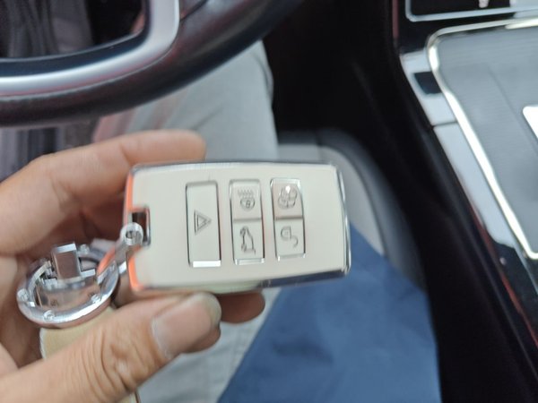 Land Rover Range Rover Evoque 2020, 47500 км, за 18902 USD - фото 9