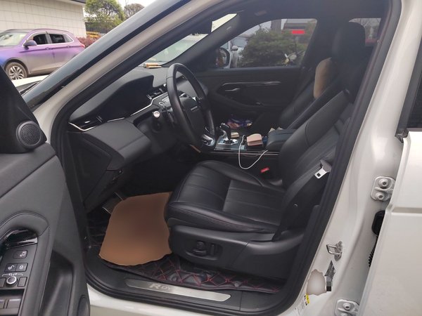 Land Rover Range Rover Evoque 2020, 33600 км, за 22380 USD - фото 15