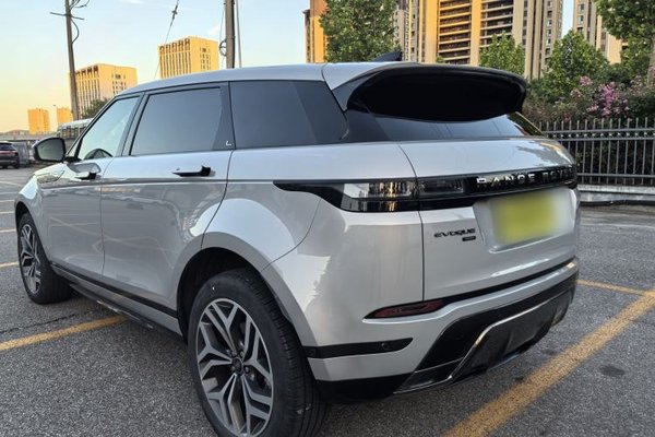 Land Rover Range Rover Evoque 2021, 55400 км, за 23797 USD