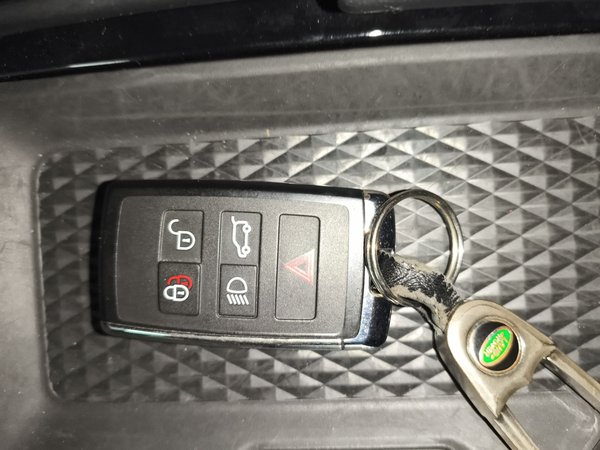 Land Rover Range Rover Evoque 2023, 25200 км, за 29264 USD - фото 9