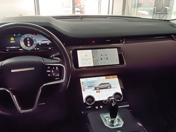 Land Rover Range Rover Evoque 2023, 31500 км, за 23104 USD - фото 18