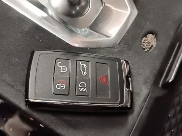 Land Rover Range Rover Evoque 2023, 31500 км, за 23104 USD - фото 17