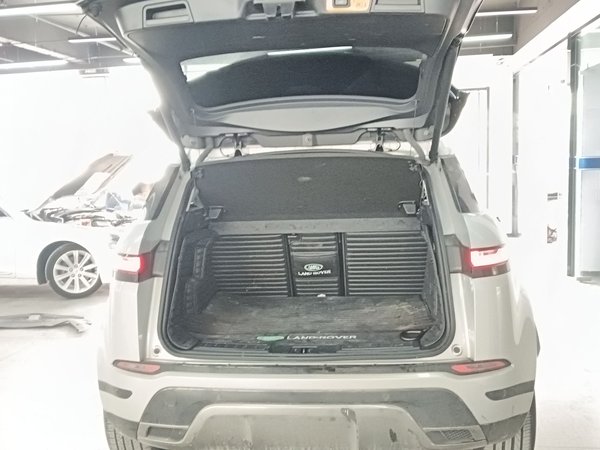 Land Rover Range Rover Evoque 2023, 31500 км, за 23104 USD - фото 16