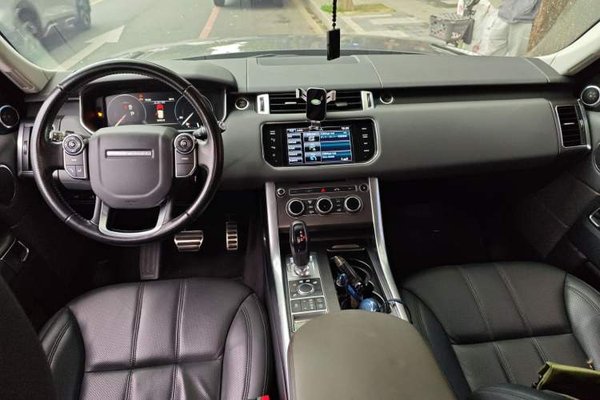 Land Rover Range Rover Sport 2014, 68000 км, за 39230 USD - фото 18