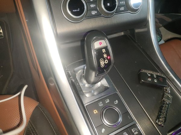 Land Rover Range Rover Sport 2016, 163700 км, за 30604 USD - фото 11