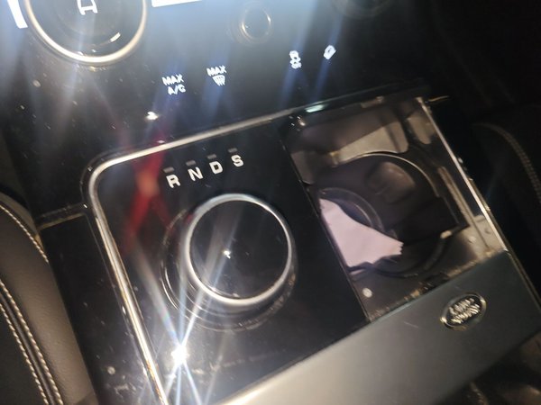 Land Rover Range Rover Velar 2017, 71400 км, за 30539 USD - фото 13