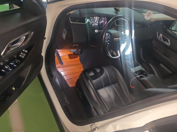 Land Rover Range Rover Velar 2017, 71400 км, за 30539 USD - фото 19