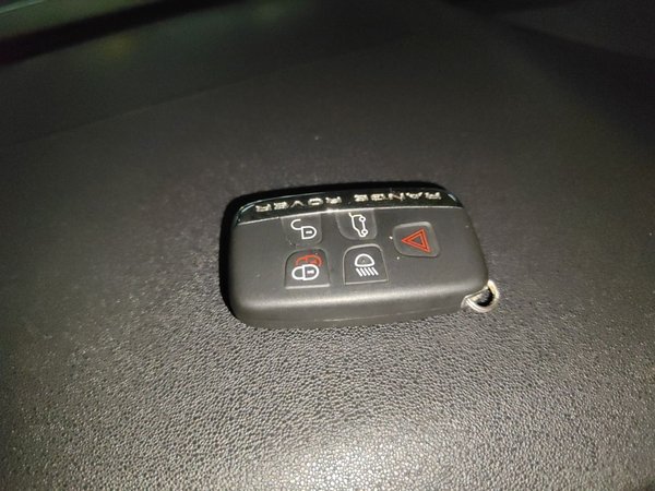 Land Rover Range Rover Velar 2018, 169000 км, за 24316 USD - фото 9