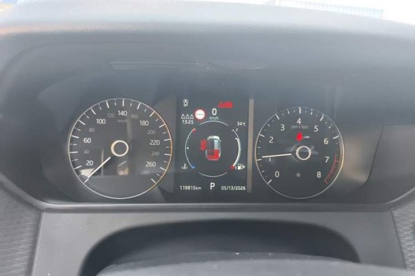 Land Rover Range Rover Velar 2019, 119800 км, за 24459 USD