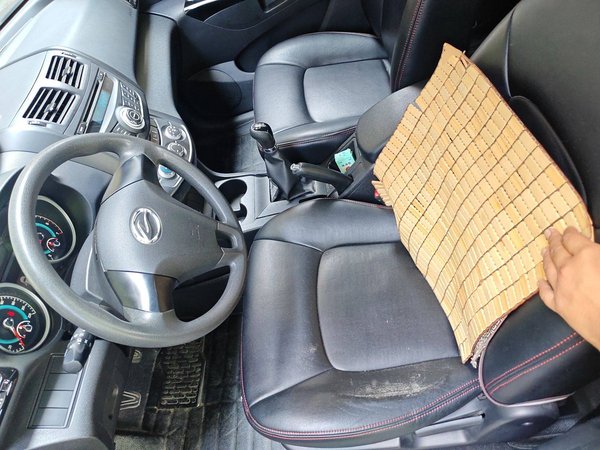 Land X5 2013, 72900 км, за 3405 USD - фото 6