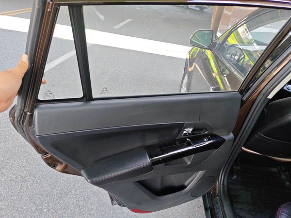 Land X5 2013, 72900 км, за 3405 USD - фото 17