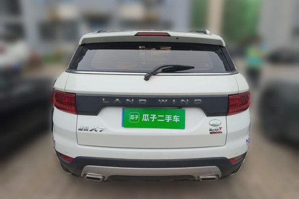 Land X7 2015, 21000 км, за 4109 USD