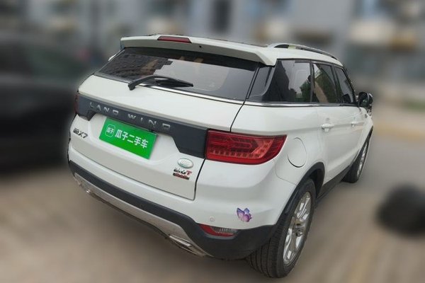 Land X7 2015, 21000 км, за 4109 USD