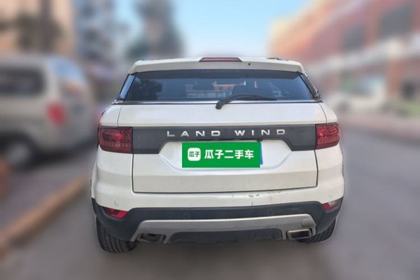 Land X7 2015, 77900 км, за 3840 USD