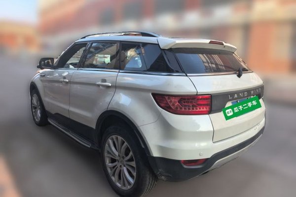 Land X7 2015, 77900 км, за 3840 USD