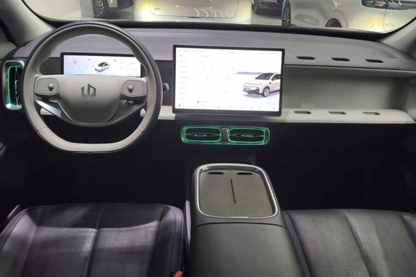 Leapmotor B10 2025, 18700 км, за 15450 USD - фото 17