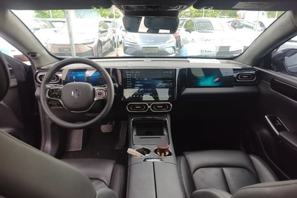 Leapmotor C01 2022, 42400 км, за 15594 USD - фото 12