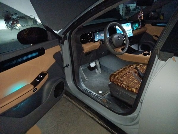 Leapmotor C01 2023, 44700 км, за 14075 USD - фото 19