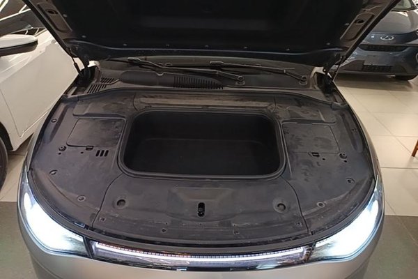 Leapmotor C01 2023, 51200 км, за 12917 USD - фото 24