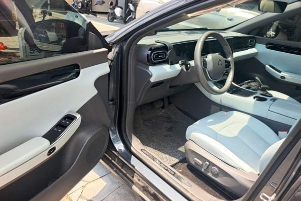 Leapmotor C01 2023, 65400 км, за 13822 USD - фото 26