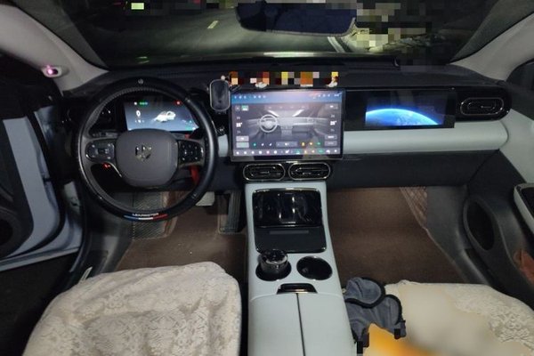Leapmotor C01 2024, 33400 км, за 13290 USD - фото 9