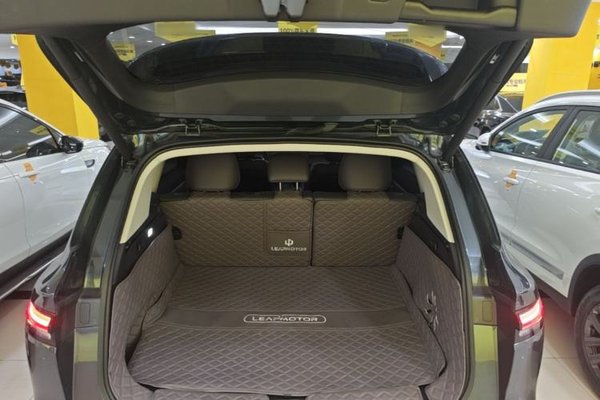 Leapmotor C10 2024, 29100 км, за 16345 USD - фото 27